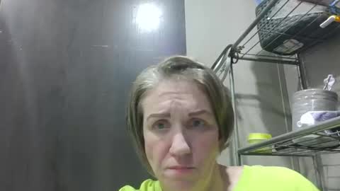 Snapshot of savage_slut69 chatting on 8, 5, 2026 Savage Slut69 online show from 8, 5, 2026