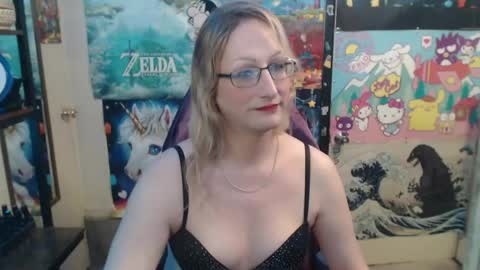 Snapshot of savanah_banana chatting on 8, 5, 2026 Savanah online show from 8, 5, 2026