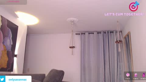 Snapshot of savanna_wallace chatting on 17, 1, 2025 Savannaredhair 33 Angelebony33 online show from 17, 1, 2025