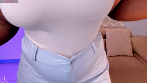 S a v a n n a h  online show from 23, 2, 2025