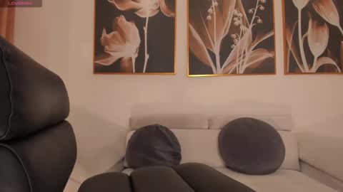 S a v a n n a h  online show from 10, 11, 2025