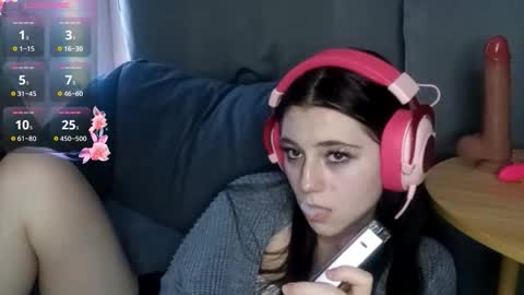 Snapshot of savannasotos chatting on 16, 10, 2025 Sophie online show from 16, 10, 2025