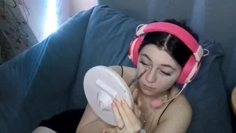 Snapshot of savannasotos chatting on 26, 10, 2025 Sophie online show from 26, 10, 2025