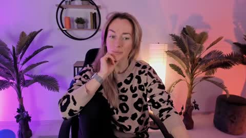 save the qween online show from 24, 1, 2025