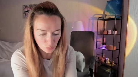 save the qween online show from 30, 9, 2025