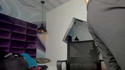 sebastian   muscleman  daddy   the better  latin  lover   online show from 8, 2, 2025