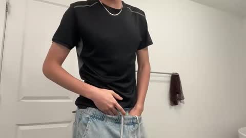 sbouchikh03 online show from 23, 12, 2025