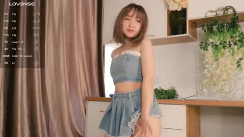 Snapshot of scamelia chatting on 13, 10, 2025 scamelia online show from 13, 10, 2025