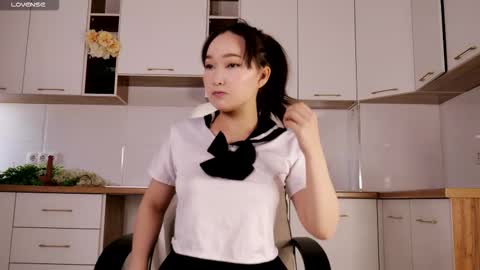 Snapshot of scamelia chatting on 20, 10, 2025 scamelia online show from 20, 10, 2025