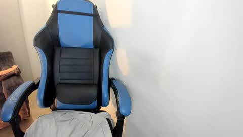 scarbadgirl_ online show from 20, 11, 2025