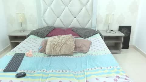 Snapshot of scarleett_fox_ chatting on 7, 3, 2025 Scartlett online show from 7, 3, 2025