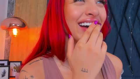 Snapshot of scarleett_jones chatting on 15, 2, 2025 scarleett jones online show from 15, 2, 2025