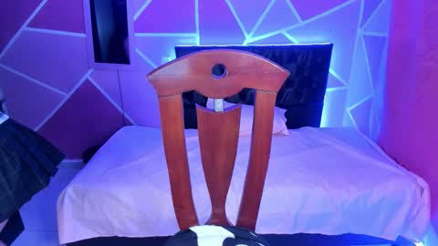 scarlet_angels02 online show from 17, 10, 2025