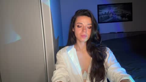Sophie online show from 14, 7, 2026