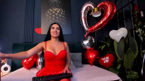 Scarlet Edwars online show from 14, 2, 2025