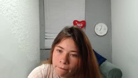 scarlet_redhead online show from 19, 9, 2025