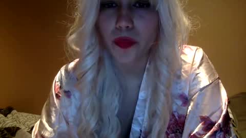 Snapshot of scarlet_whisper chatting on 21, 12, 2024 scarlet whisper online show from 21, 12, 2024