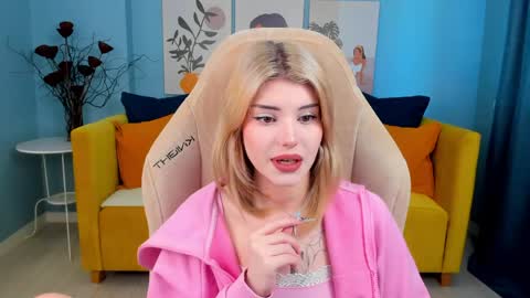 scarletblackwood online show from 21, 4, 2026