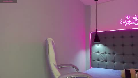 Snapshot of scarletcherry18 chatting on 10, 2, 2026 scarlet online show from 10, 2, 2026