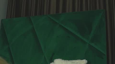 Scarlet online show from 27, 10, 2025