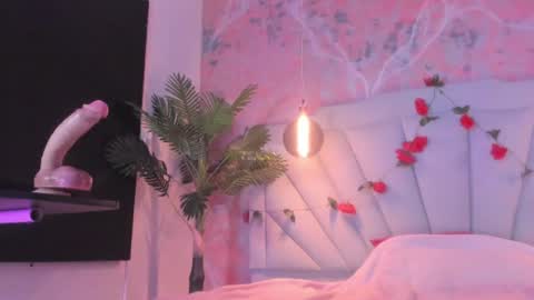 Snapshot of scarletdavis_ chatting on 8, 7, 2026 Scarlet Dayana online show from 8, 7, 2026