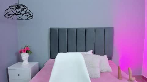 Snapshot of scarletgv chatting on 8, 3, 2025 Scarlet online show from 8, 3, 2025