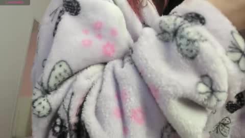 Snapshot of scarletgv chatting on 24, 9, 2025 Scarlet online show from 24, 9, 2025