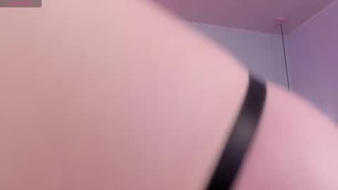 Snapshot of scarletgv chatting on 31, 10, 2025 Scarlet online show from 31, 10, 2025