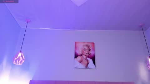 Snapshot of scarletgv chatting on 3, 11, 2025 Scarlet online show from 3, 11, 2025