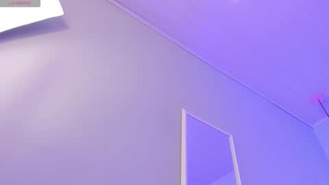 Snapshot of scarletgv chatting on 17, 12, 2025 Scarlet online show from 17, 12, 2025