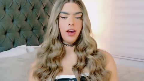 scarleth_sweety online show from 4, 3, 2026