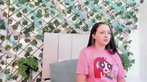 scarlet  online show from 28, 11, 2025