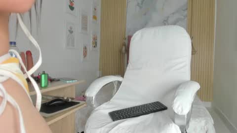 scarlet online show from 22, 6, 2026