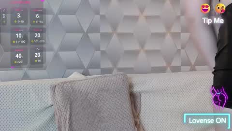 Scarlet online show from 6, 1, 2026