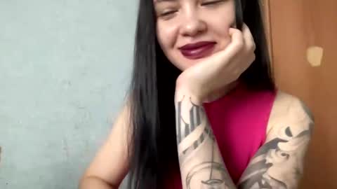 scarletpetal online show from 24, 1, 2025