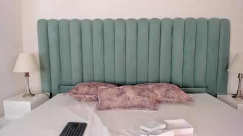 scarlett__noir online show from 14, 6, 2026