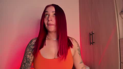 SCARLETT COLLINS online show from 25, 9, 2025