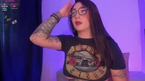 SCARLETT COLLINS online show from 30, 6, 2026