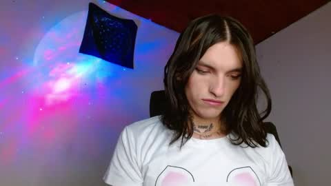 Snapshot of scarlett_crastrawberry chatting on 2, 4, 2026 scarlet online show from 2, 4, 2026