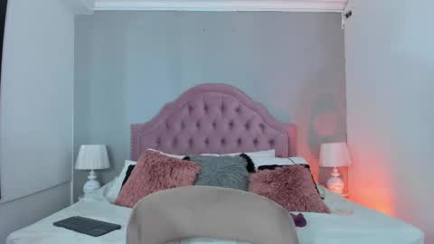 Scarlett  online show from 27, 1, 2025