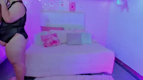 Scarlett  online show from 10, 3, 2026