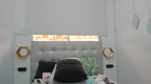 scarlett_fox20 online show from 9, 3, 2025