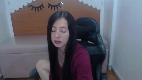 Snapshot of scarlett_percy_t chatting on 13, 12, 2025 scarlett_percy_t online show from 13, 12, 2025