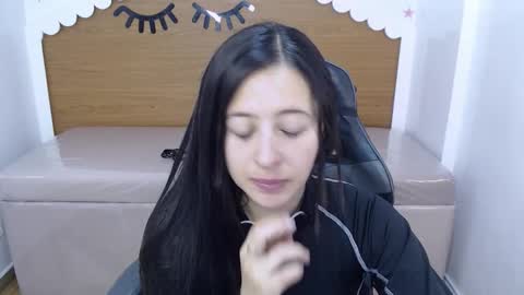 Snapshot of scarlett_percy_t chatting on 18, 1, 2026 scarlett_percy_t online show from 18, 1, 2026