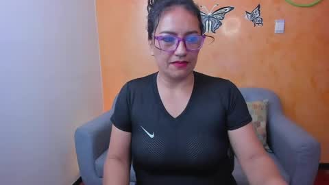 Scarlett sax online show from 26, 4, 2026