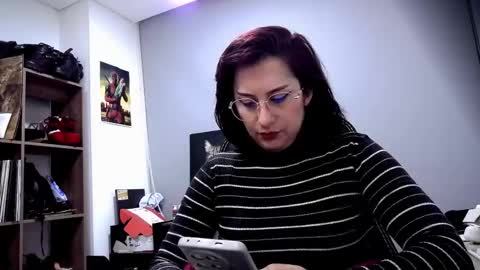 Snapshot of scarlett_sen chatting on 24, 4, 2026 Mistress Scarlett online show from 24, 4, 2026