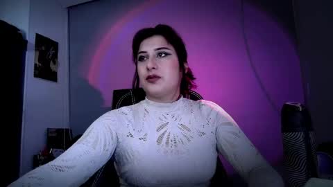 Snapshot of scarlett_sen chatting on 9, 5, 2026 Mistress Scarlett online show from 9, 5, 2026