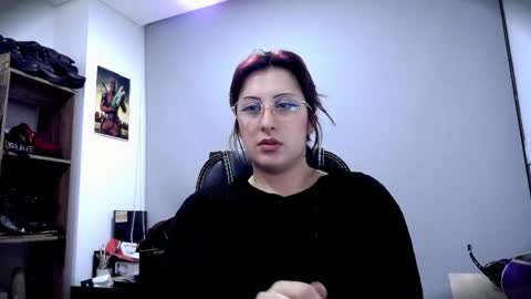Snapshot of scarlett_sen chatting on 15, 5, 2026 Mistress Scarlett online show from 15, 5, 2026
