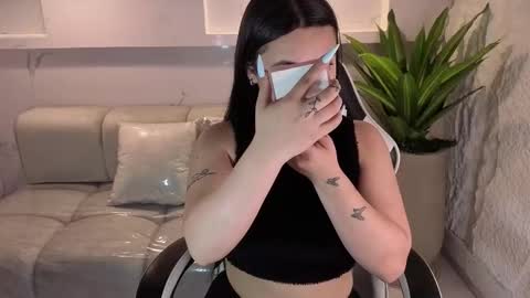 Snapshot of scarlett_smith_tp chatting on 11, 11, 2025 Scarlett online show from 11, 11, 2025