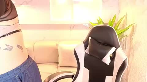 Snapshot of scarlett_smith_tp chatting on 16, 12, 2025 Scarlett online show from 16, 12, 2025